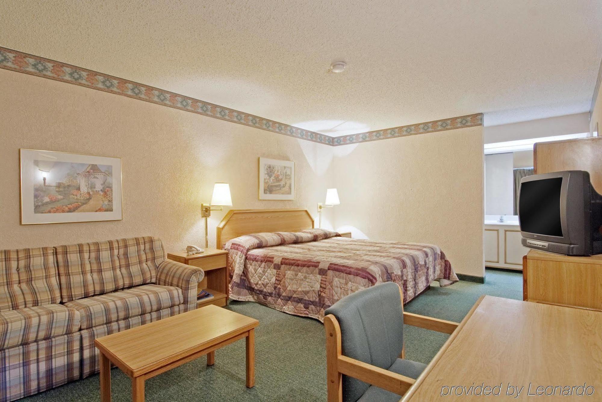 Americas Value Hotel